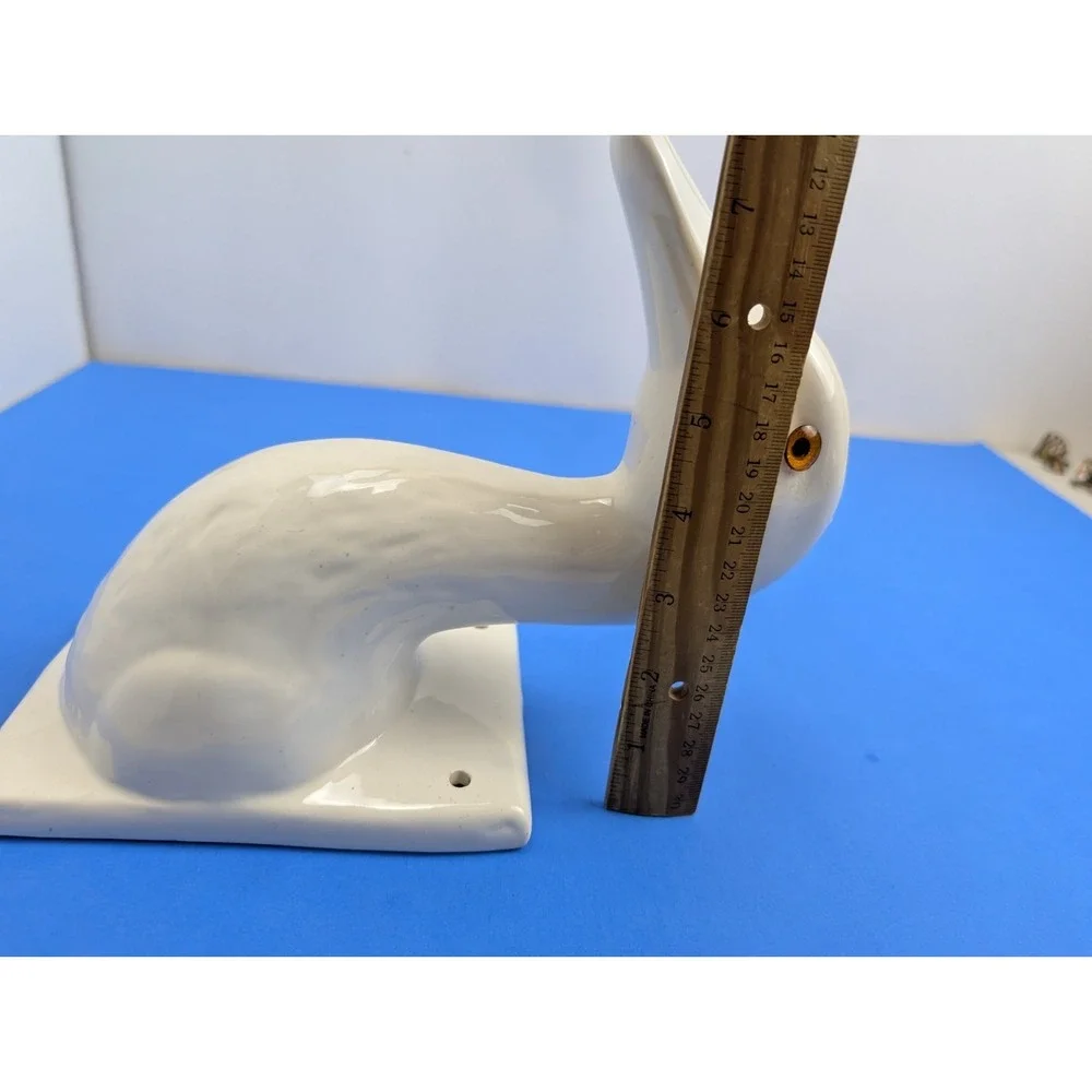 Vintage White Ceramic Glass Eye Duck Wall Mount Figure Apron Towel Holder Farm